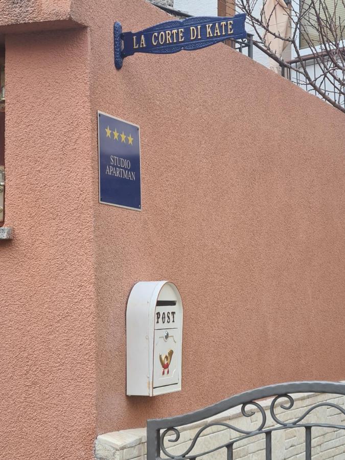 La Corte Di Kate Biograd Na Moru Eksteriør bilde